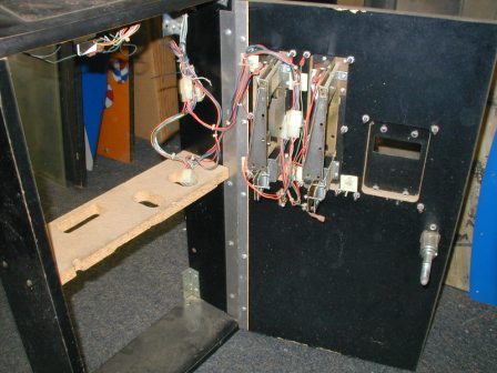 Grayhound Cran Control Panel and Cash Door Cabinet Section (Item #500)  (Image 3)